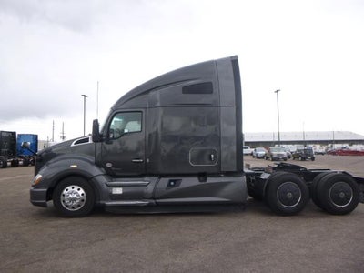 2022 Kenworth T680 Base