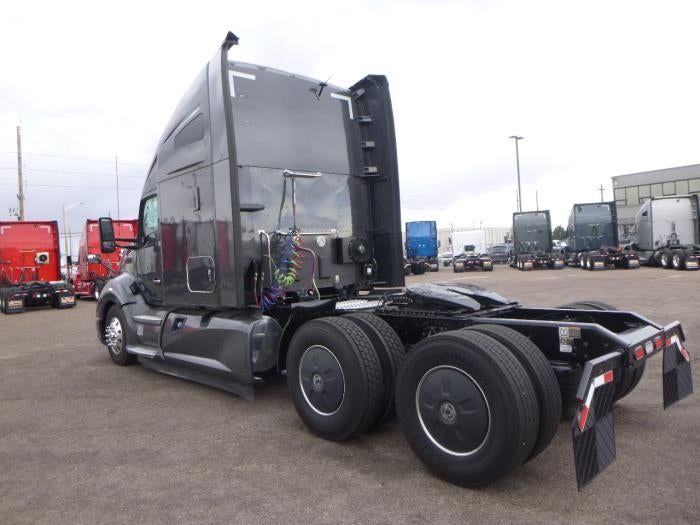 2022 Kenworth T680 Base