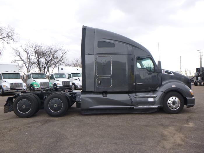 2022 Kenworth T680 Base