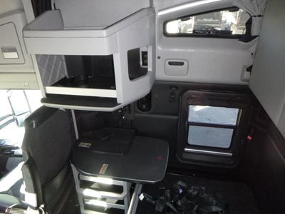 2023 Kenworth T680 Base