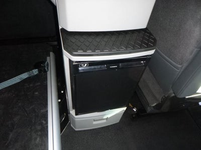 2023 Kenworth T680 Base