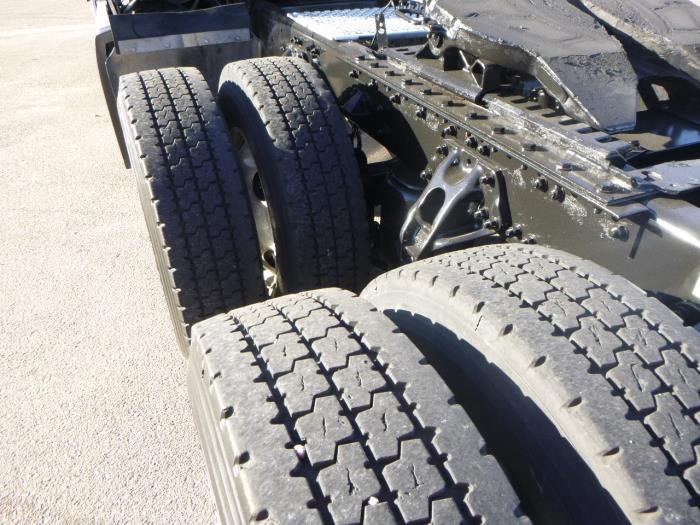 2023 Kenworth T680 Base