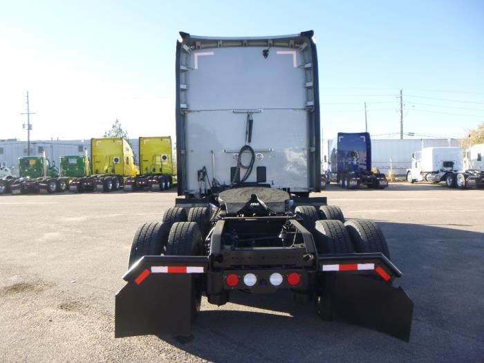 2023 Kenworth T680 Base