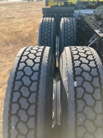 2021 Kenworth T680 Base