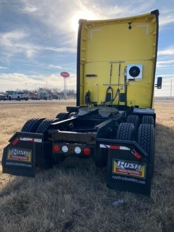 2021 Kenworth T680 Base