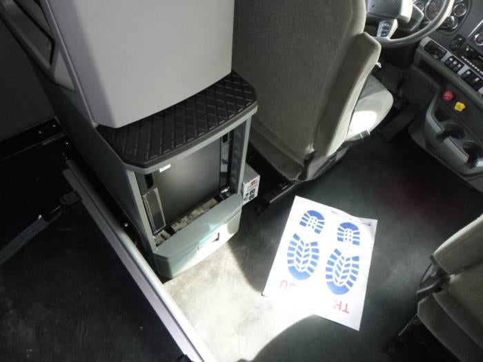 2021 Kenworth T680 Base