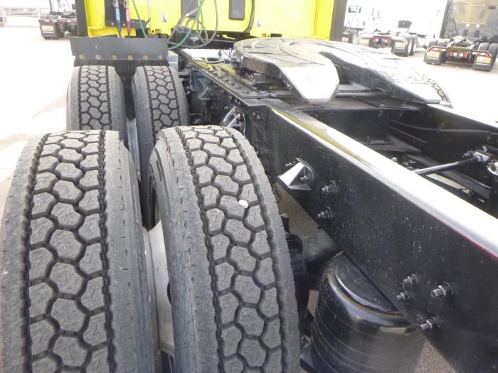 2021 Kenworth T680 Base