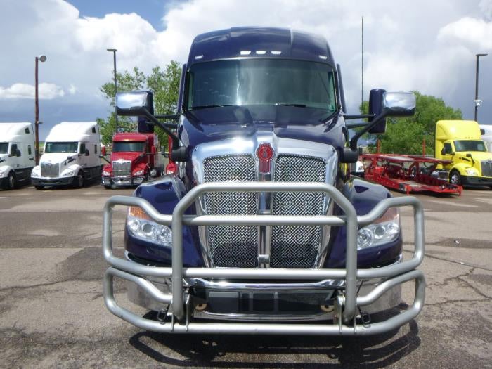 2023 Kenworth T680 Base