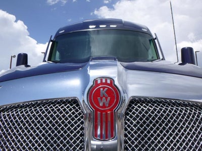 2023 Kenworth T680 Base