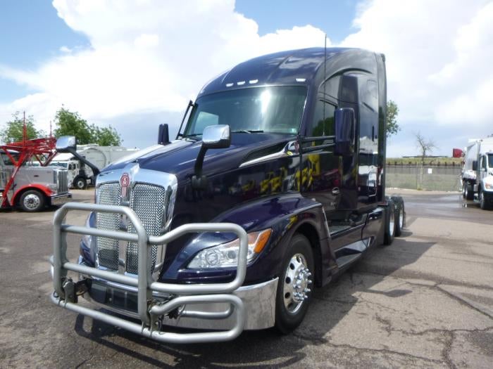 2023 Kenworth T680 Base