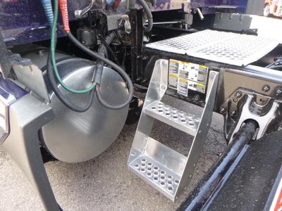 2023 Kenworth T680 Base