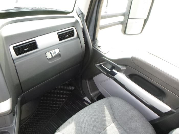 2022 Kenworth T680 Base