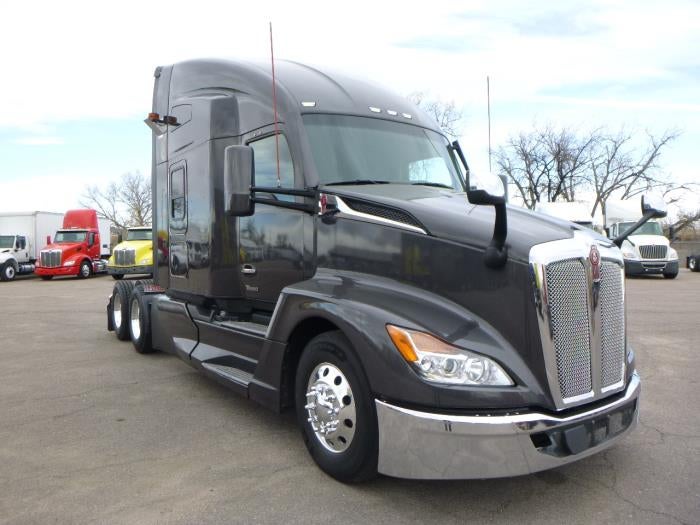 2023 Kenworth T680 Base