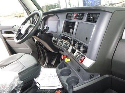 2023 Kenworth T680 Base