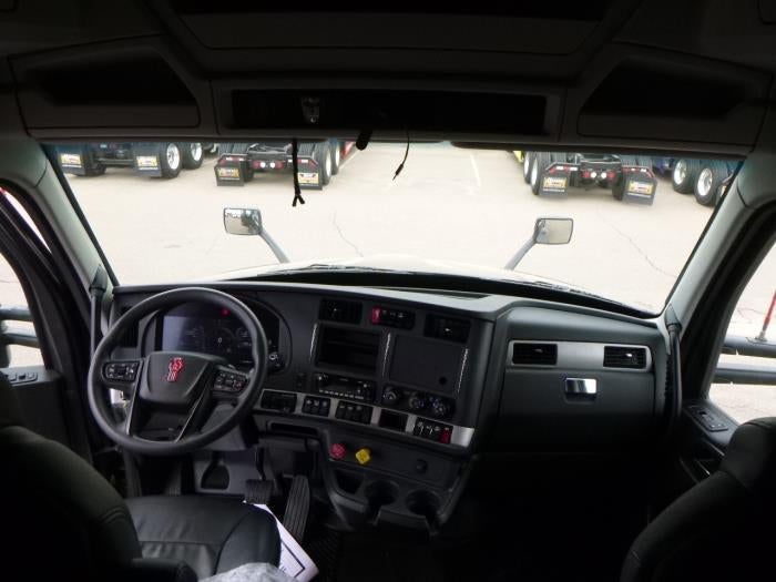 2023 Kenworth T680 Base