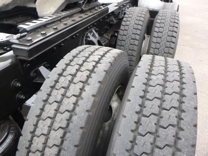 2023 Kenworth T680 Base