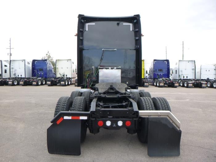 2023 Kenworth T680 Base