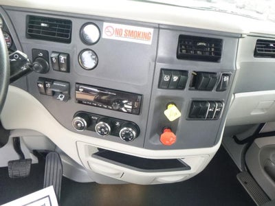 2020 Peterbilt 579 Base
