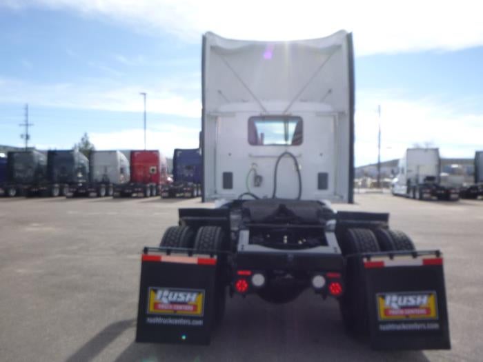 2020 Peterbilt 579 Base