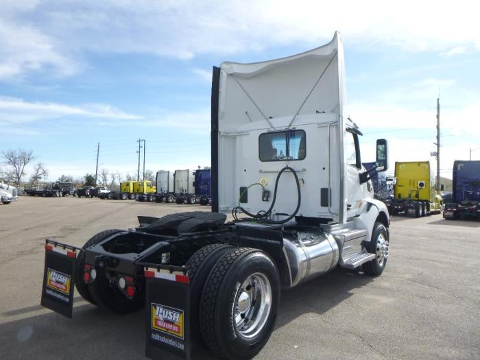 2020 Peterbilt 579 Base