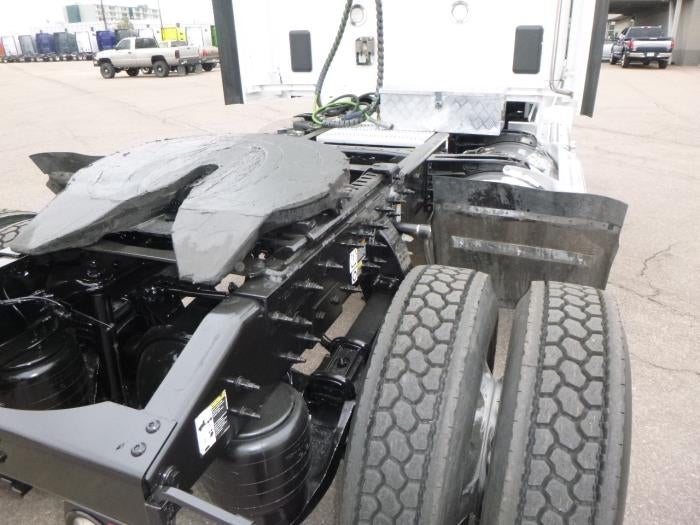 2020 Peterbilt 579 Base