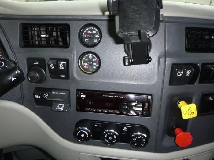 2020 Peterbilt 579 Base