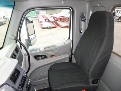 2020 Peterbilt 579 Base