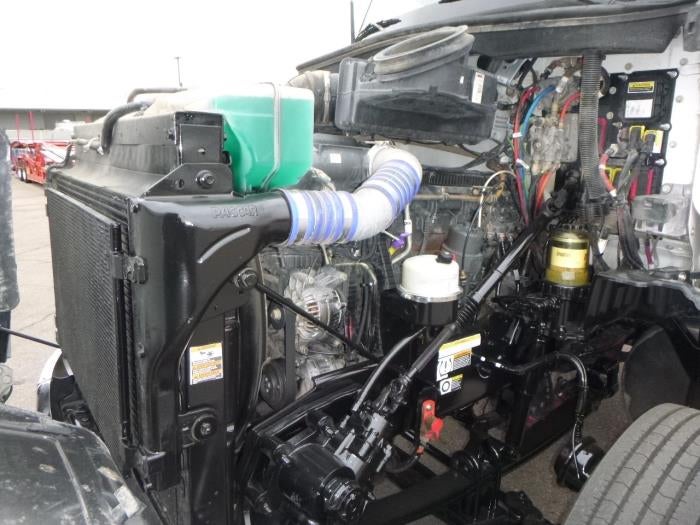 2020 Peterbilt 579 Base