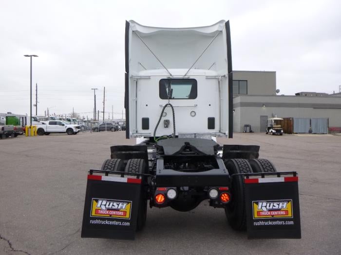 2020 Peterbilt 579 Base