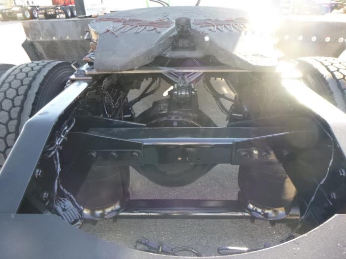 2019 Peterbilt 579 Base