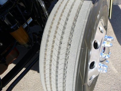 2021 Peterbilt 579 Base