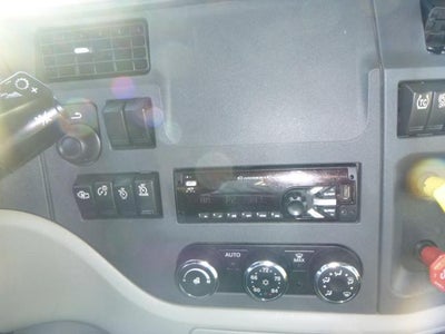 2021 Peterbilt 579 Base