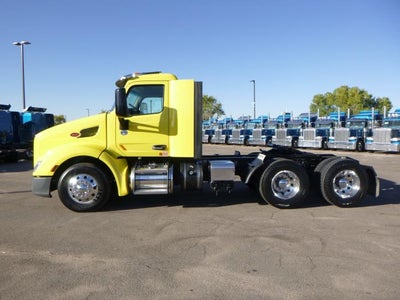 2021 Peterbilt 579 Base