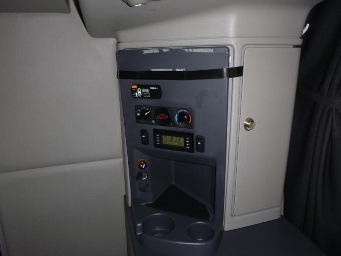 2022 Peterbilt 579 Base