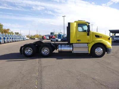 2021 Peterbilt 579 Base