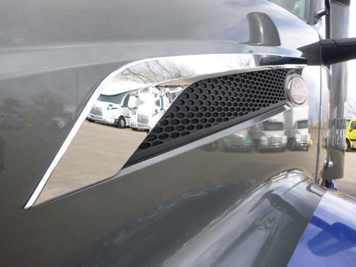 2022 Peterbilt 579 Base