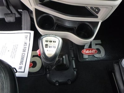 2022 Peterbilt 579 Base