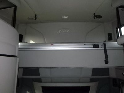 2022 Peterbilt 579 Base