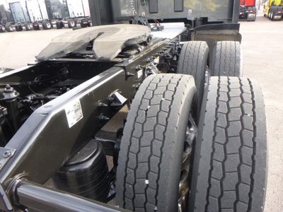 2022 Peterbilt 579 Base