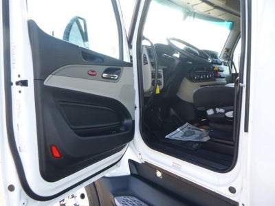 2023 Peterbilt 579 Base