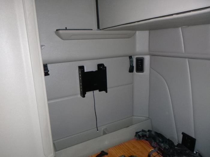 2023 Peterbilt 579 Base