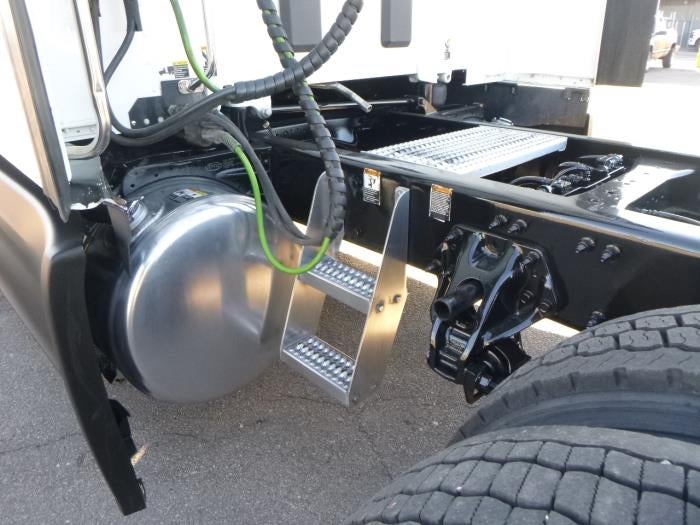 2023 Peterbilt 579 Base
