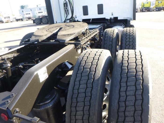 2023 Peterbilt 579 Base