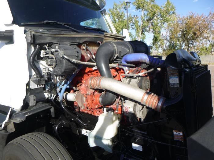 2023 Peterbilt 579 Base