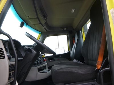 2023 Peterbilt 579 Base