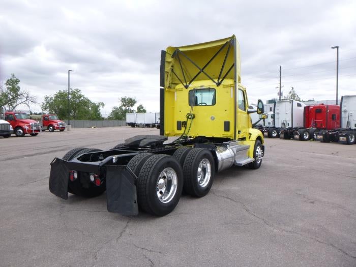 2023 Peterbilt 579 Base
