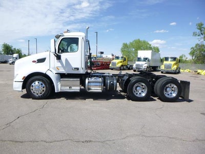 2020 Peterbilt 579 Base