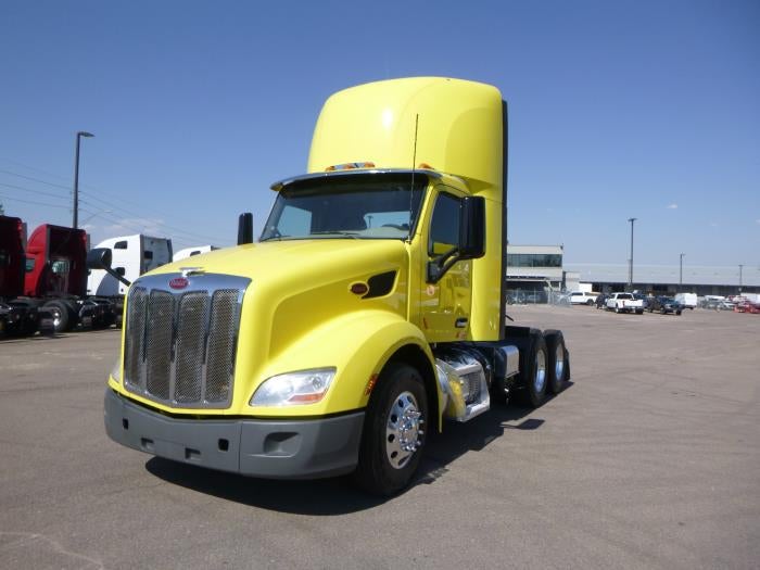 2021 Peterbilt 579 Base