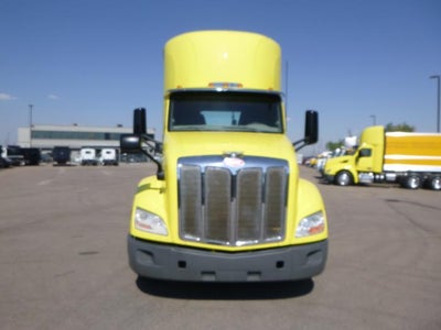 2021 Peterbilt 579 Base