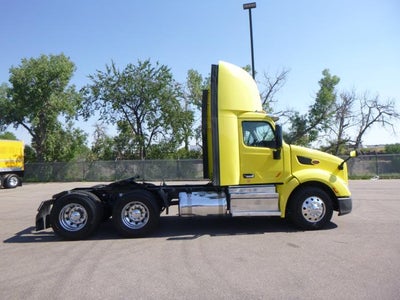 2021 Peterbilt 579 Base